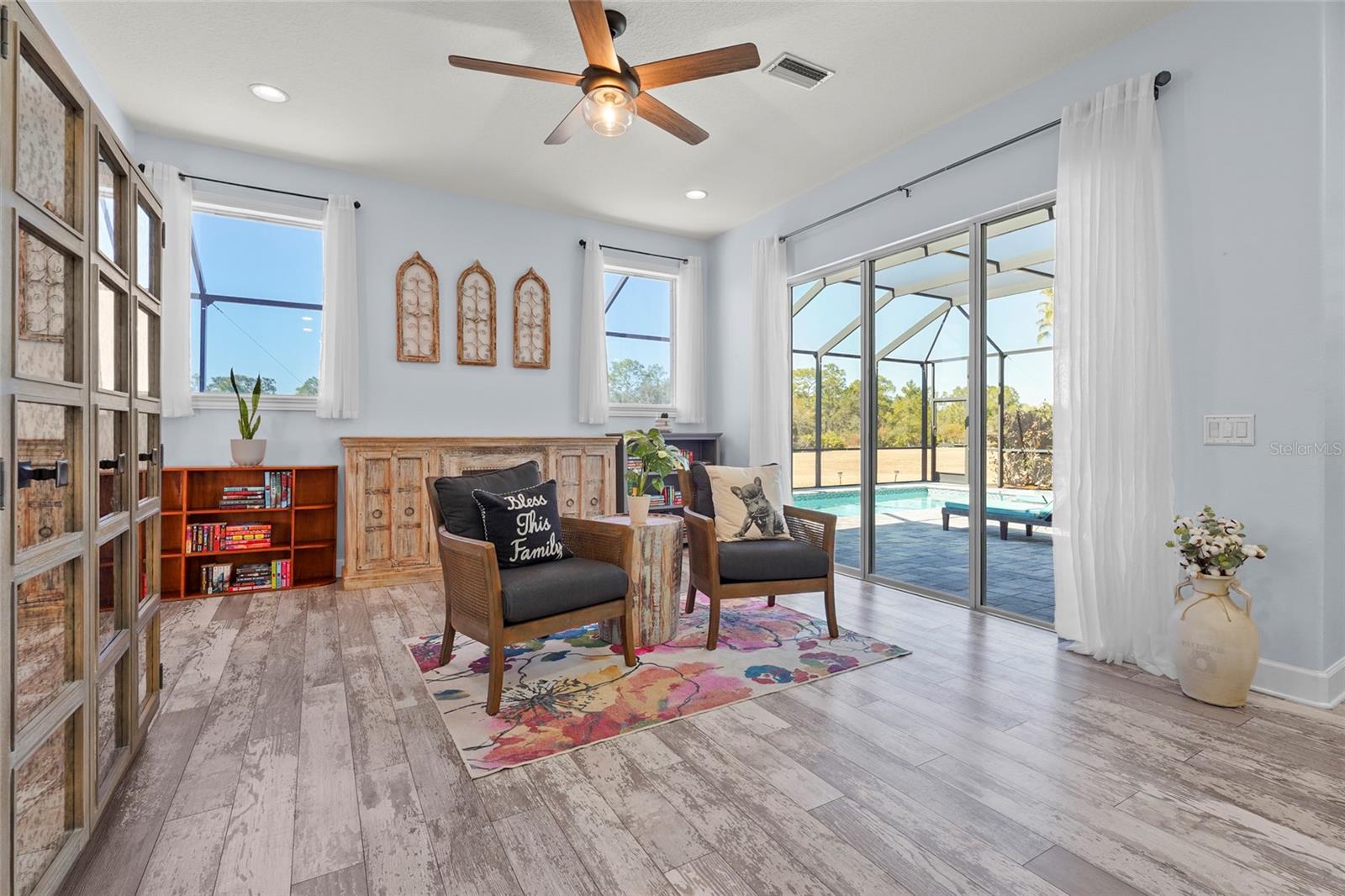 Image 18 of 80 For 8018 Snowy Egret Place