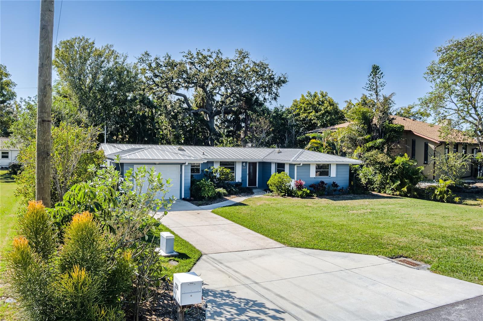 Image 29 of 37 For 356 Orchid Drive