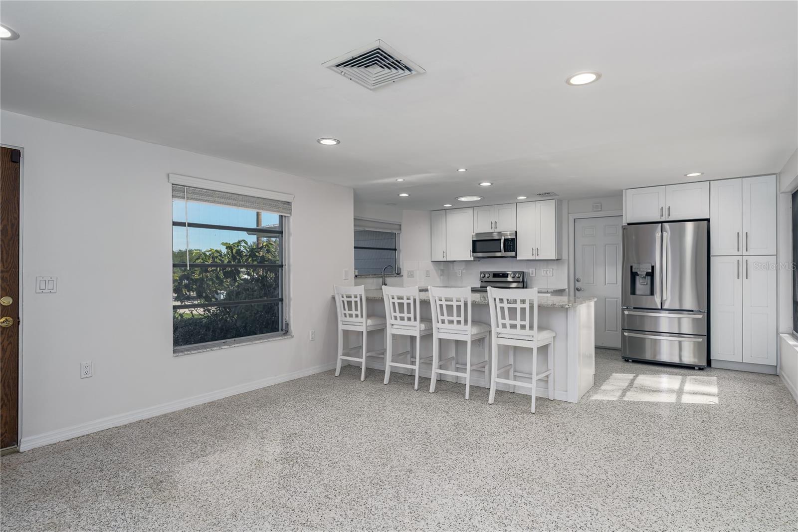 Image 7 of 37 For 356 Orchid Drive