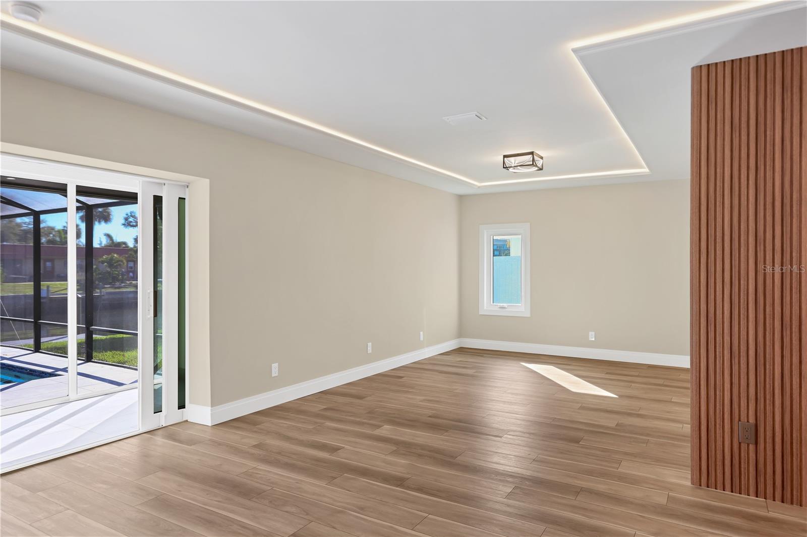 Image 21 of 68 For 4119 Royal Palm Drive