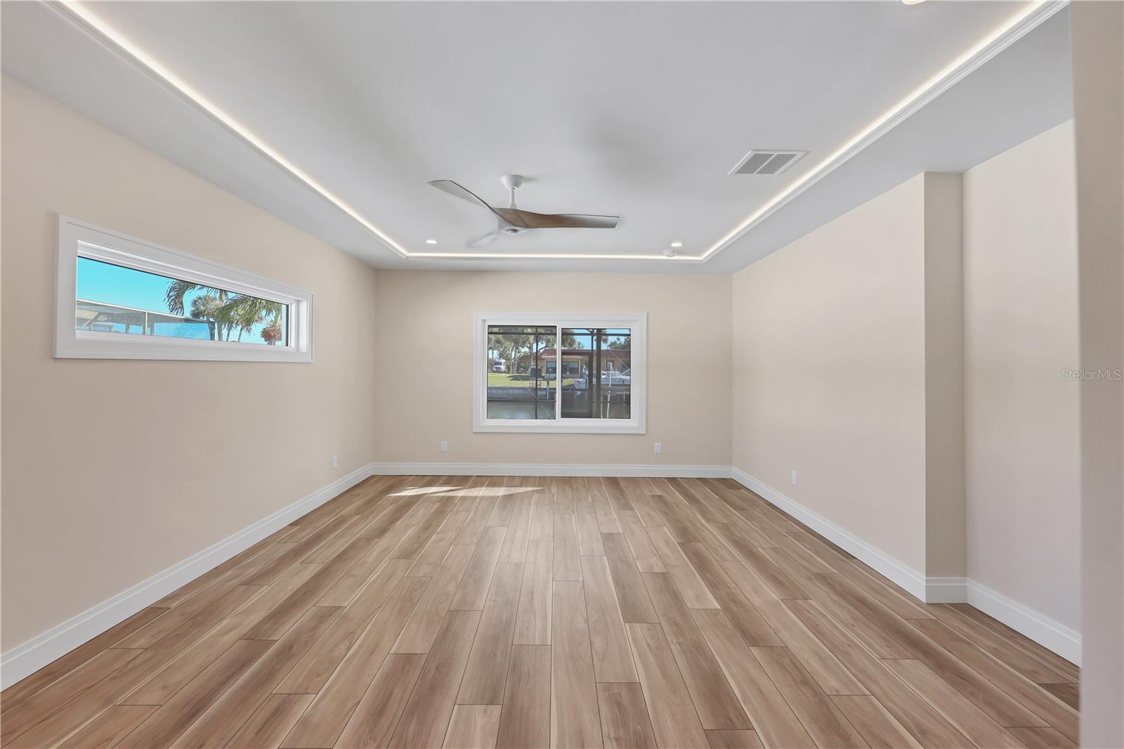 Image 24 of 68 For 4119 Royal Palm Drive