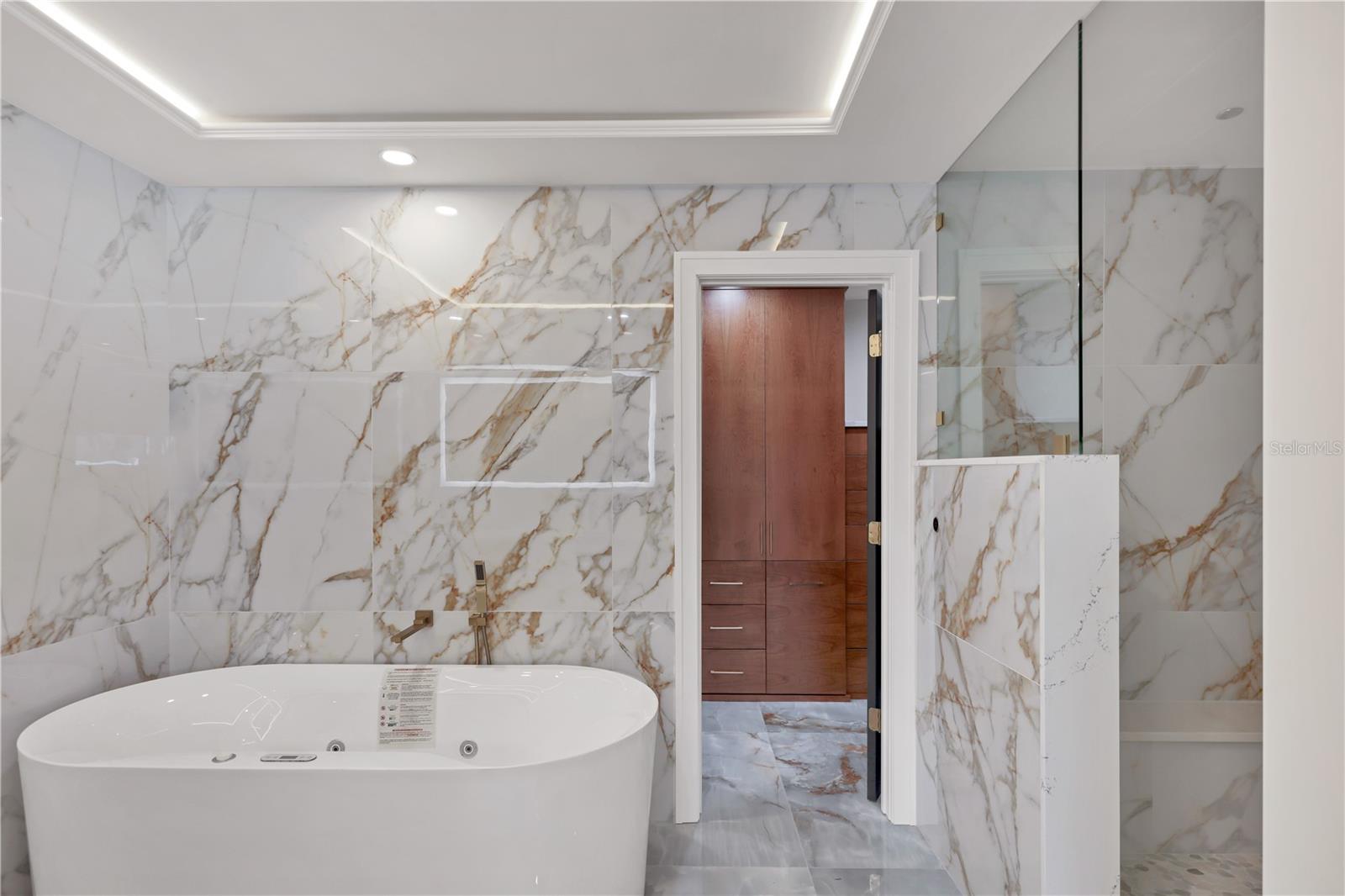 Image 26 of 68 For 4119 Royal Palm Drive