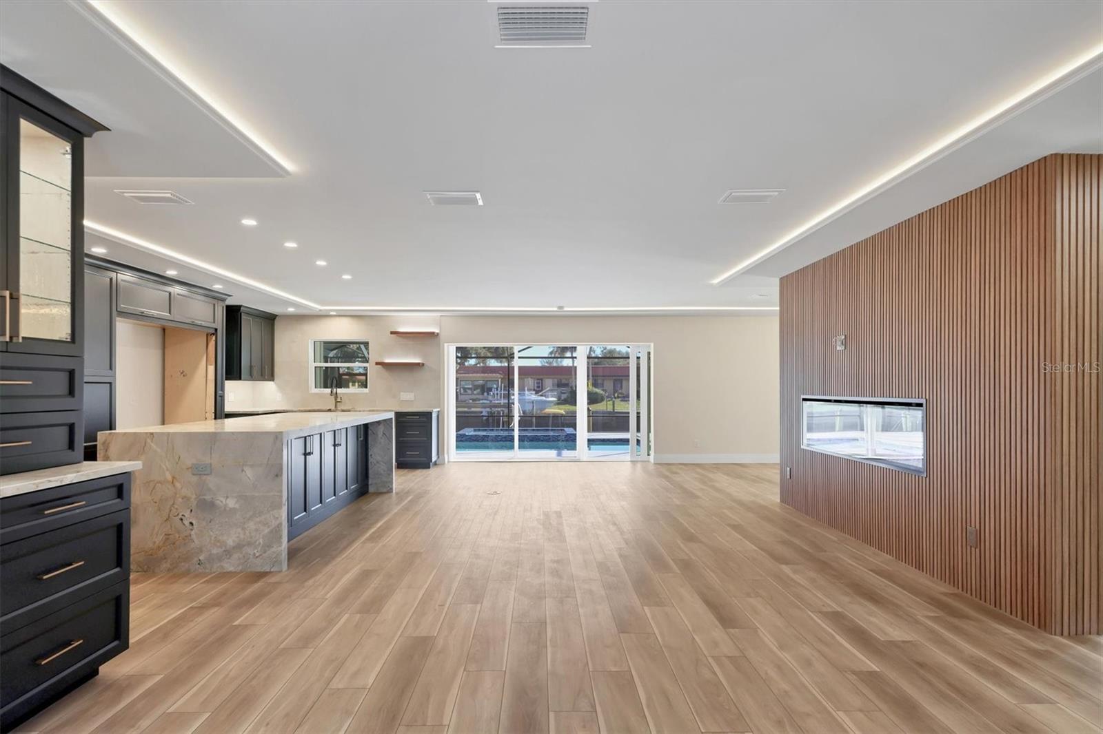 Image 7 of 68 For 4119 Royal Palm Drive