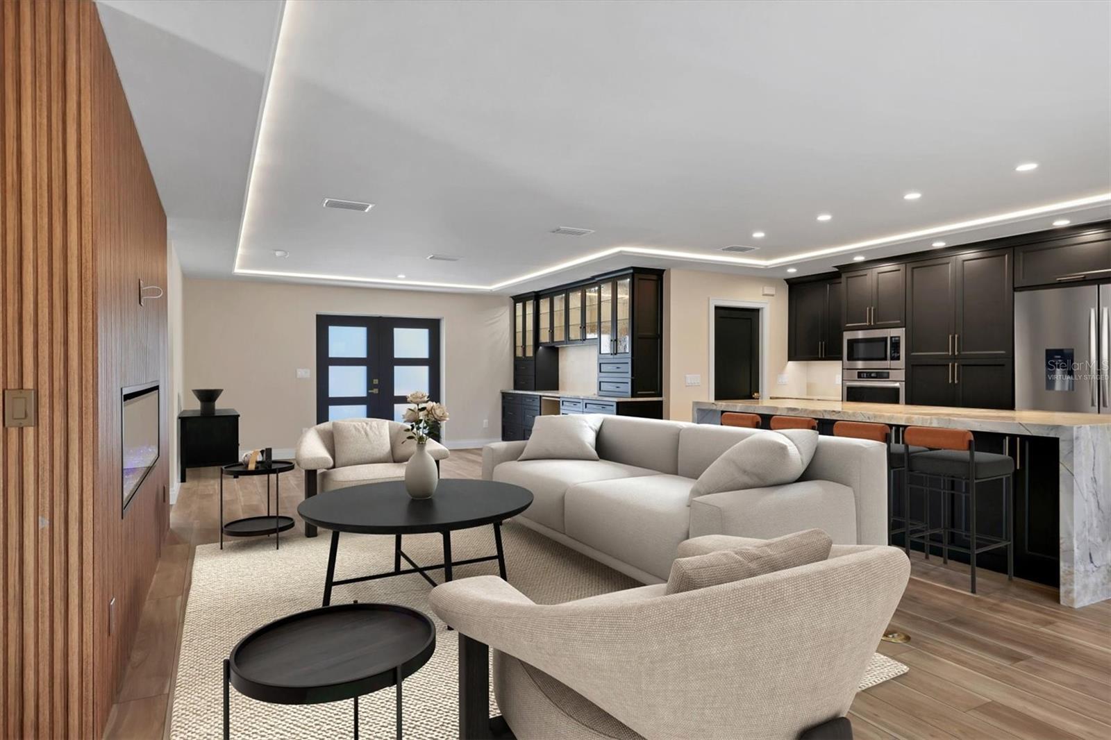 Image 9 of 68 For 4119 Royal Palm Drive