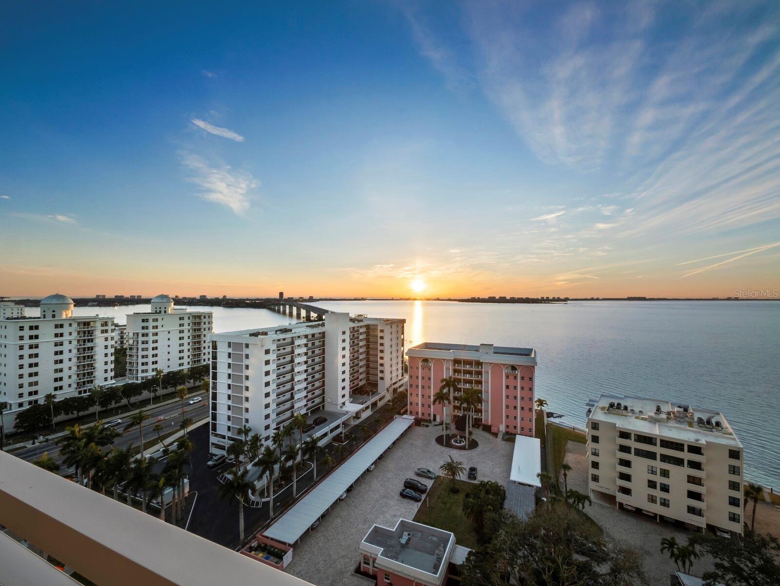 Listing photo id 19 for 35 Watergate Drive 1403