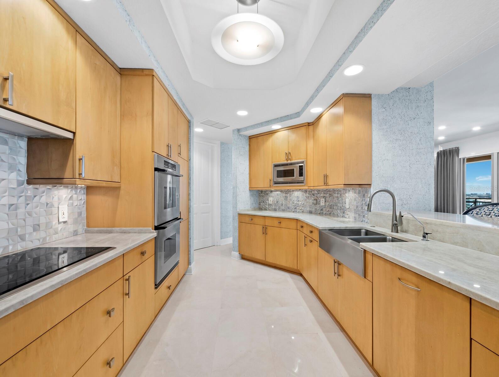 Listing photo id 23 for 35 Watergate Drive 1403