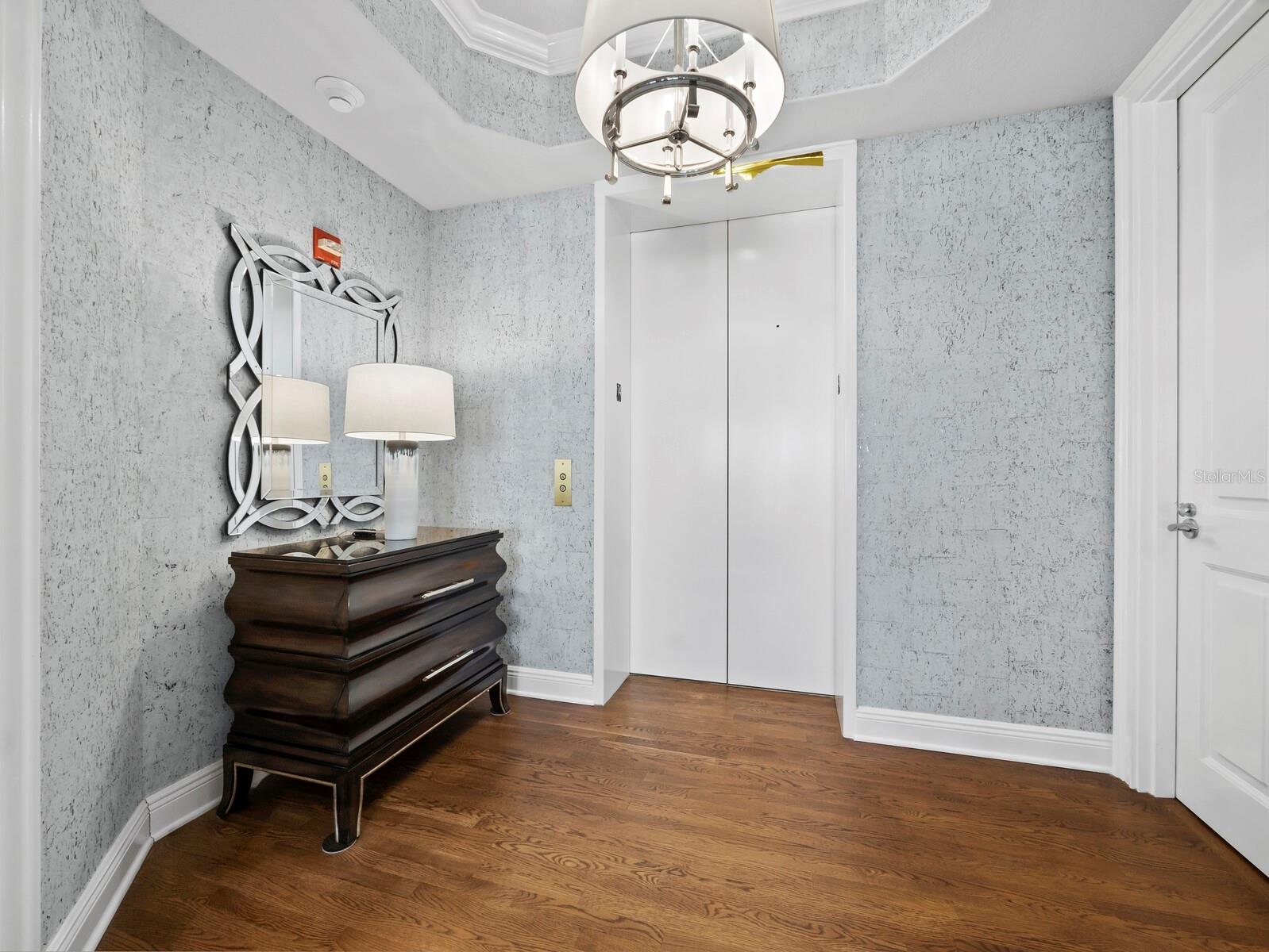 Listing photo id 1 for 35 Watergate Drive 1403