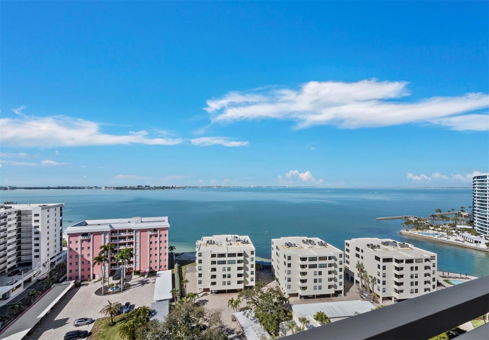 Listing photo id 42 for 35 Watergate Drive 1403