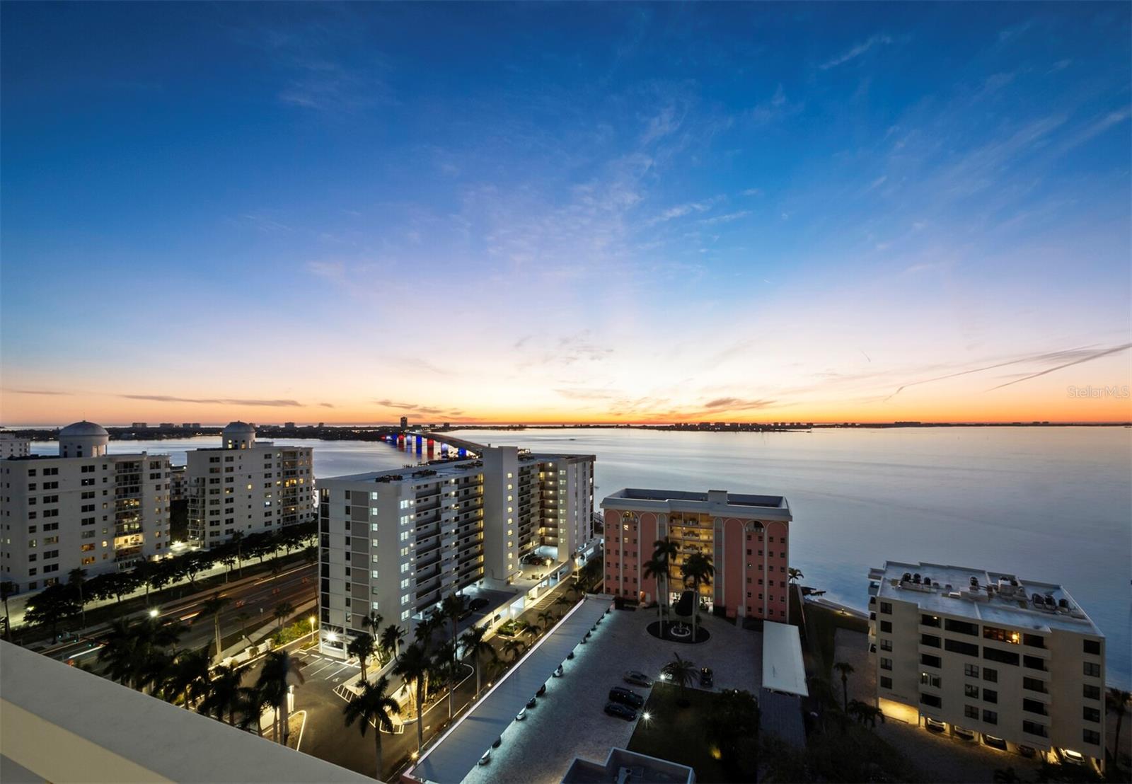 Listing photo id 52 for 35 Watergate Drive 1403