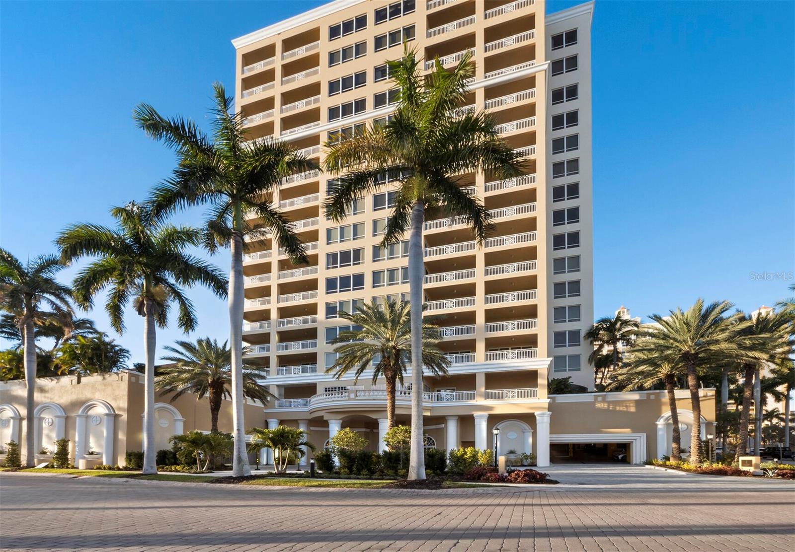 Listing photo id 60 for 35 Watergate Drive 1403