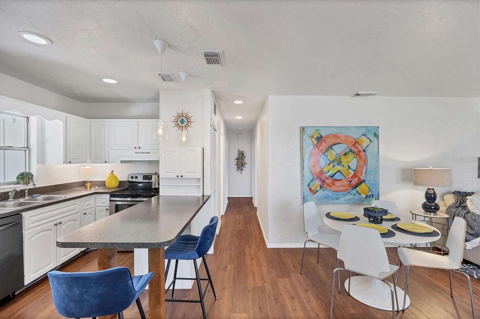 Image 12 of 51 For 2410 Browning Street