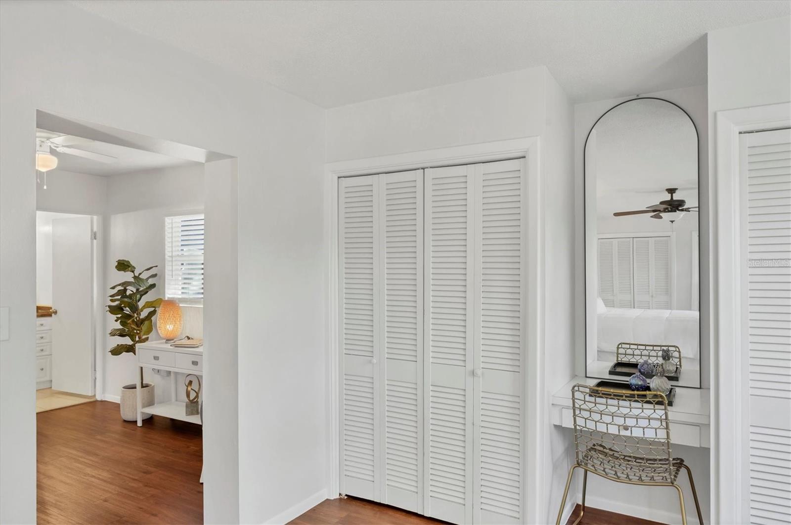 Image 22 of 51 For 2410 Browning Street