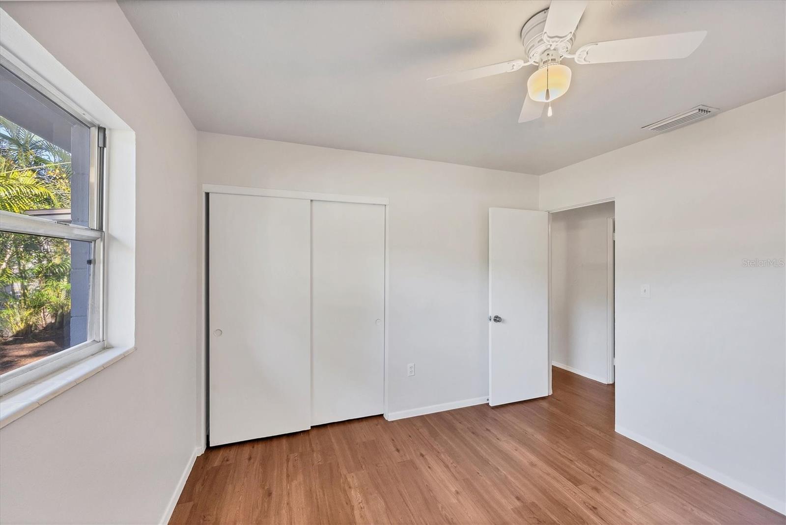 Image 26 of 51 For 2410 Browning Street