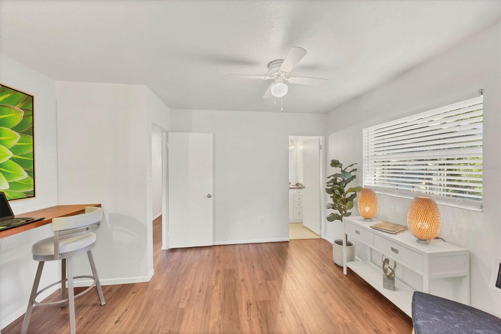 Image 33 of 51 For 2410 Browning Street