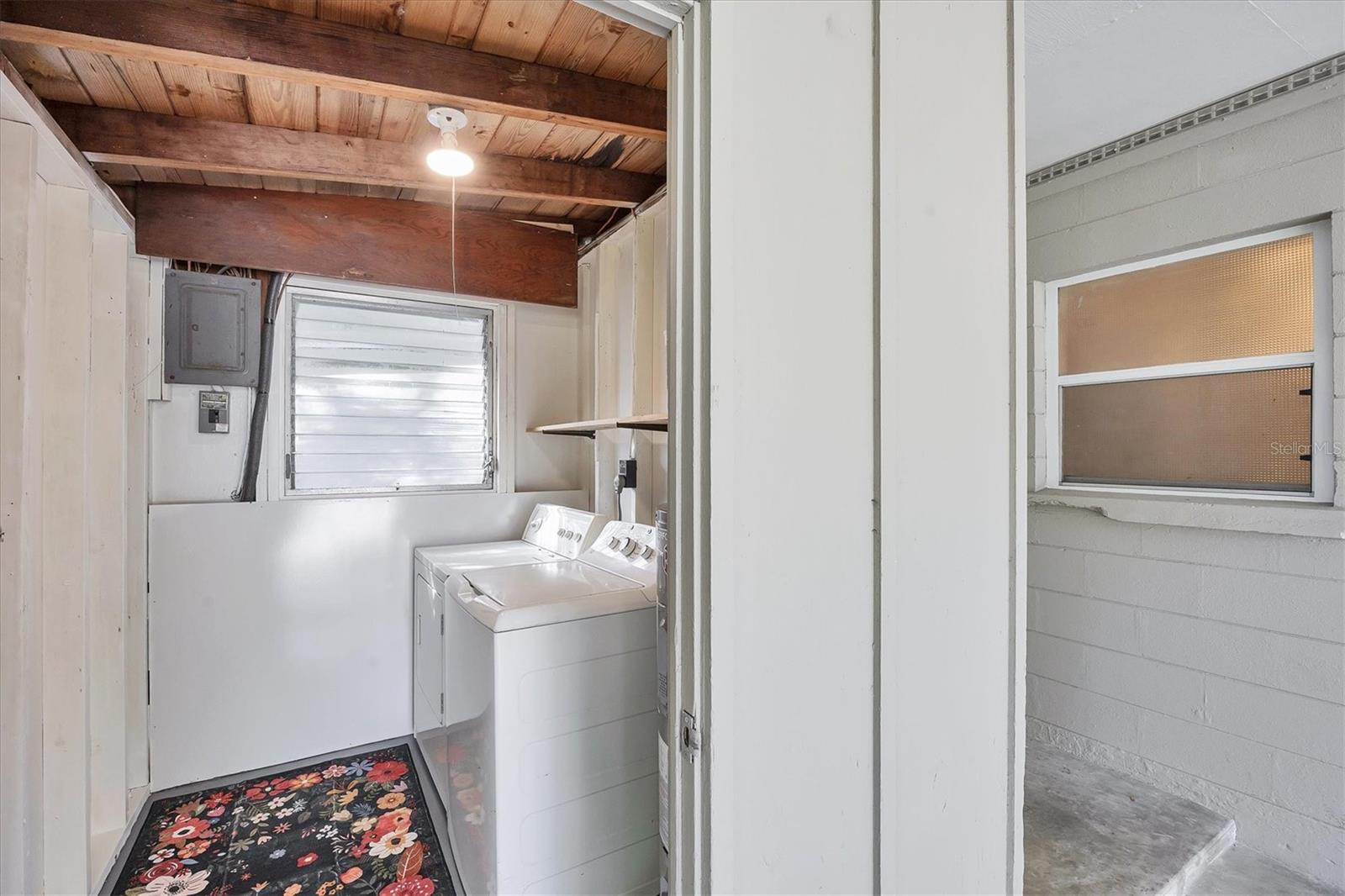 Image 35 of 51 For 2410 Browning Street