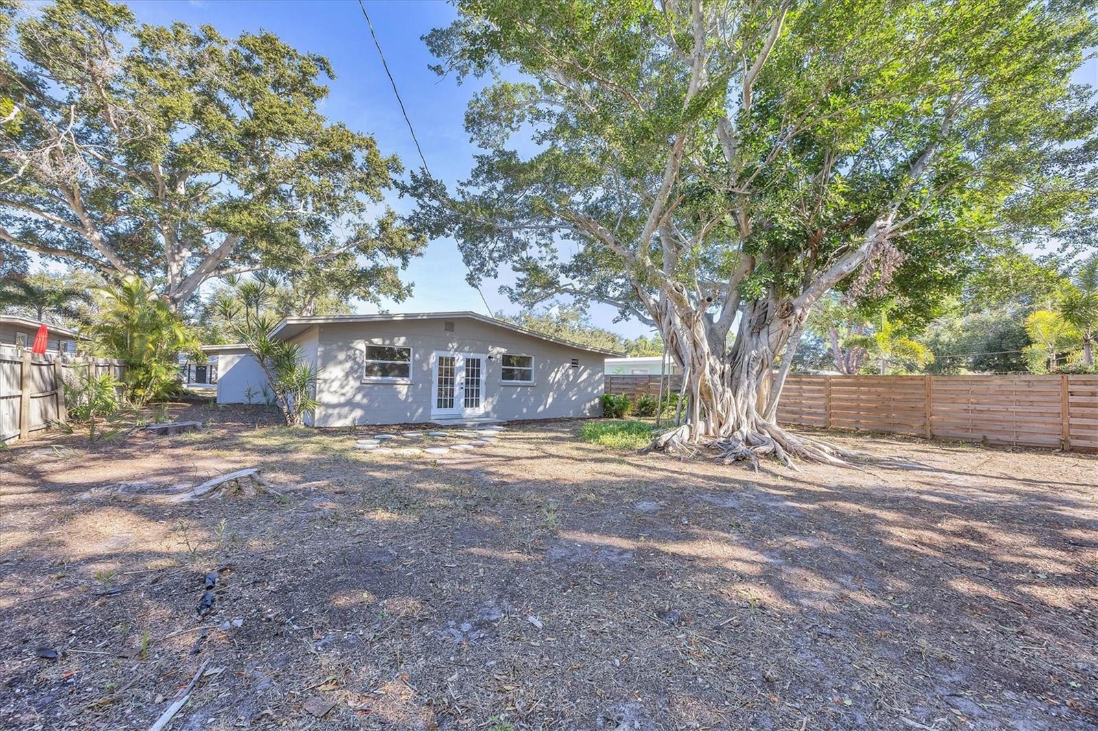 Image 42 of 51 For 2410 Browning Street