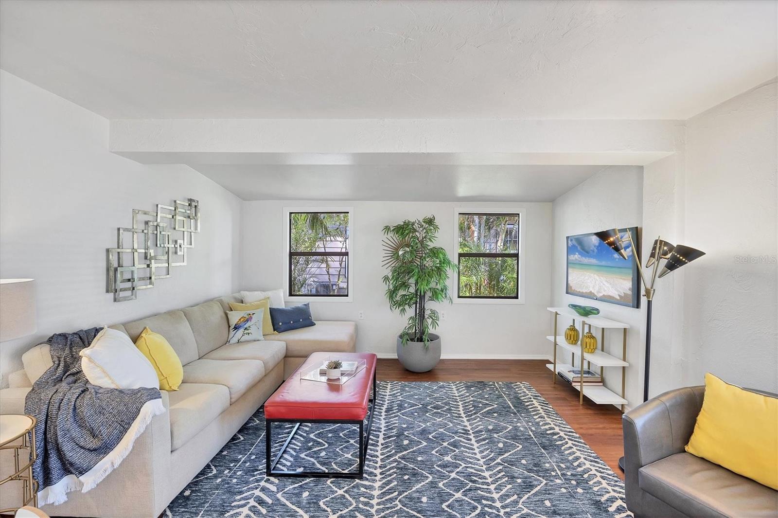 Image 8 of 51 For 2410 Browning Street