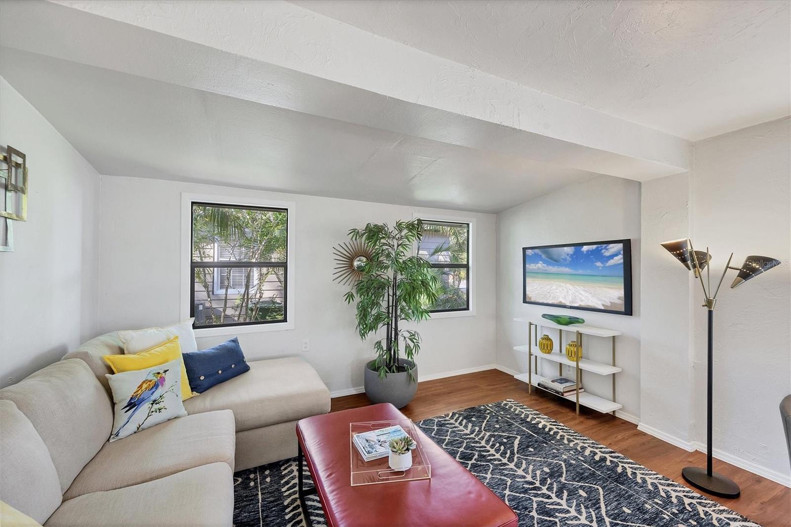 Image 9 of 51 For 2410 Browning Street