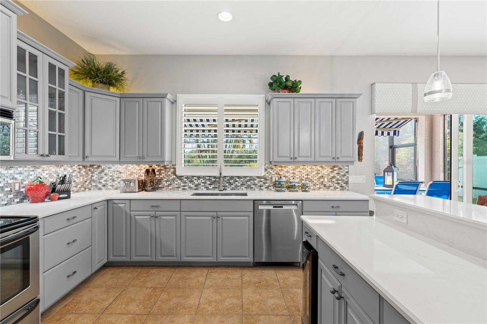 Image 10 of 41 For 12611 30th Street Circle E