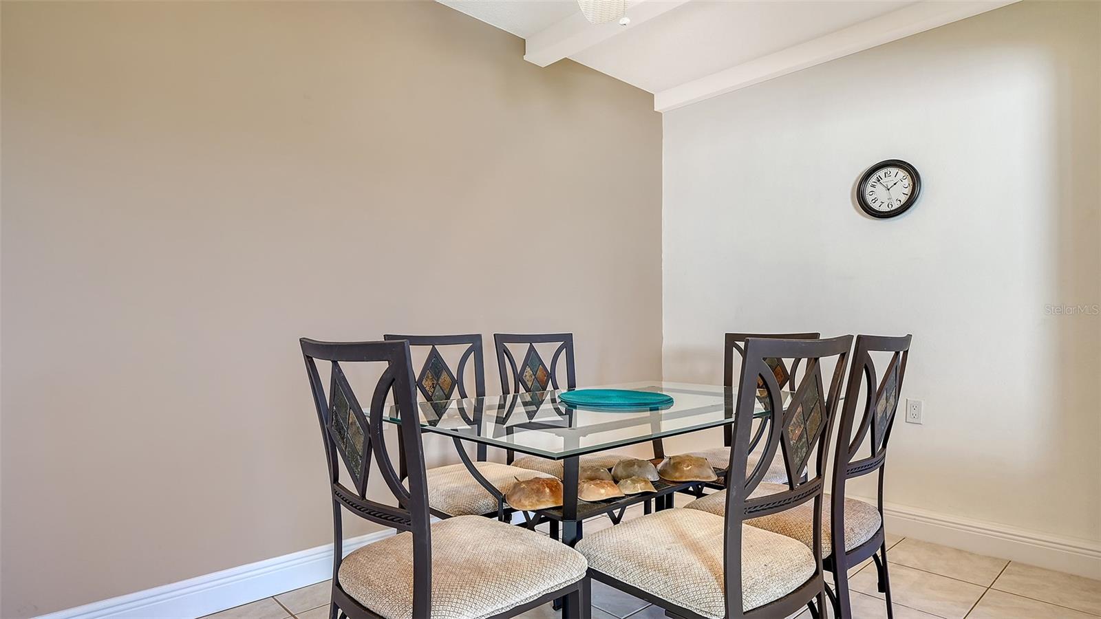 Image 12 of 47 For 761 John Ringling Boulevard 5