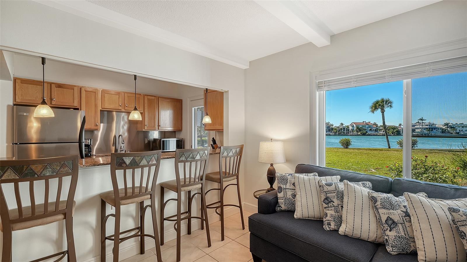 Image 4 of 47 For 761 John Ringling Boulevard 5