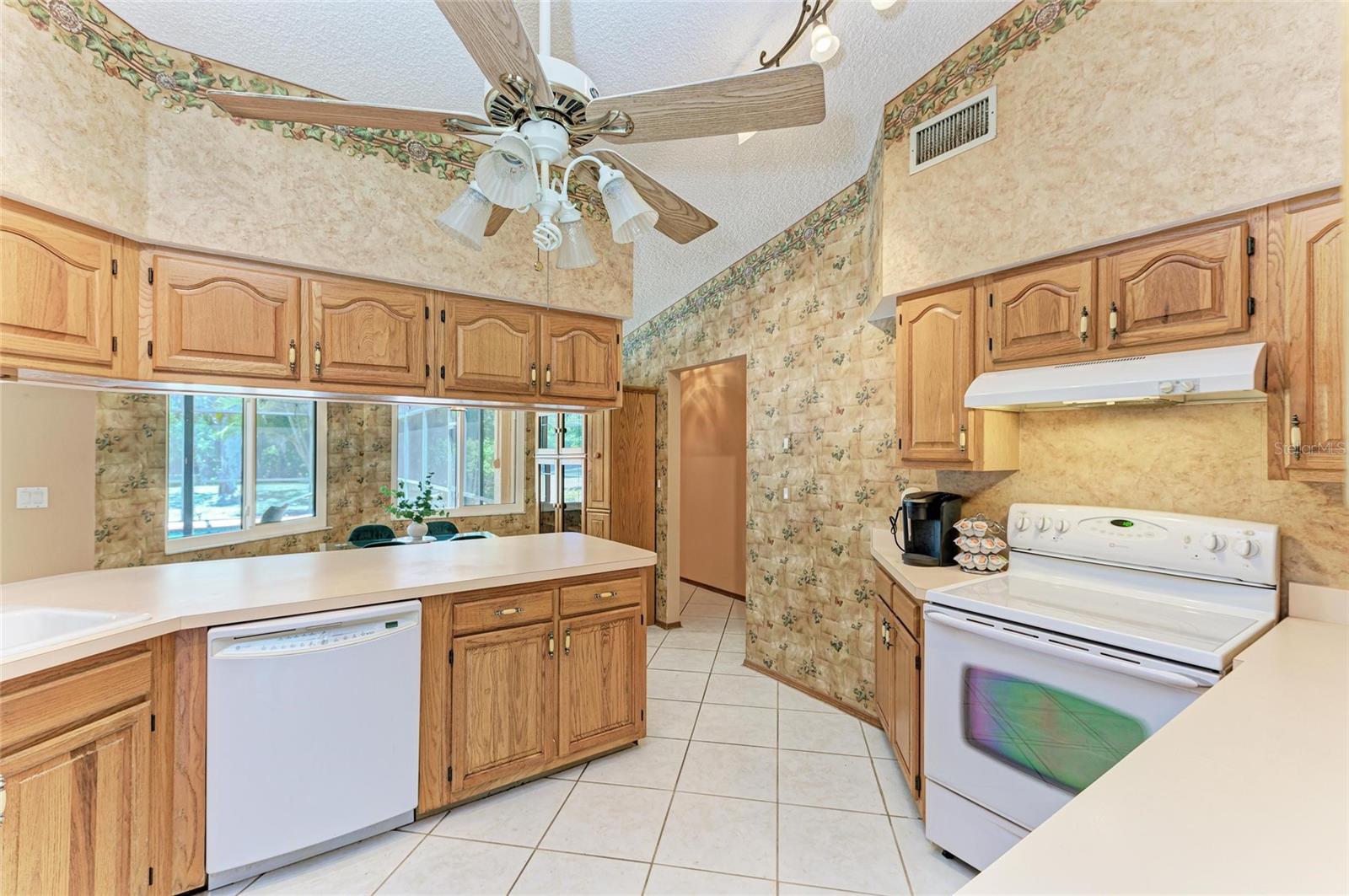 Image 15 of 45 For 410 136th Court E