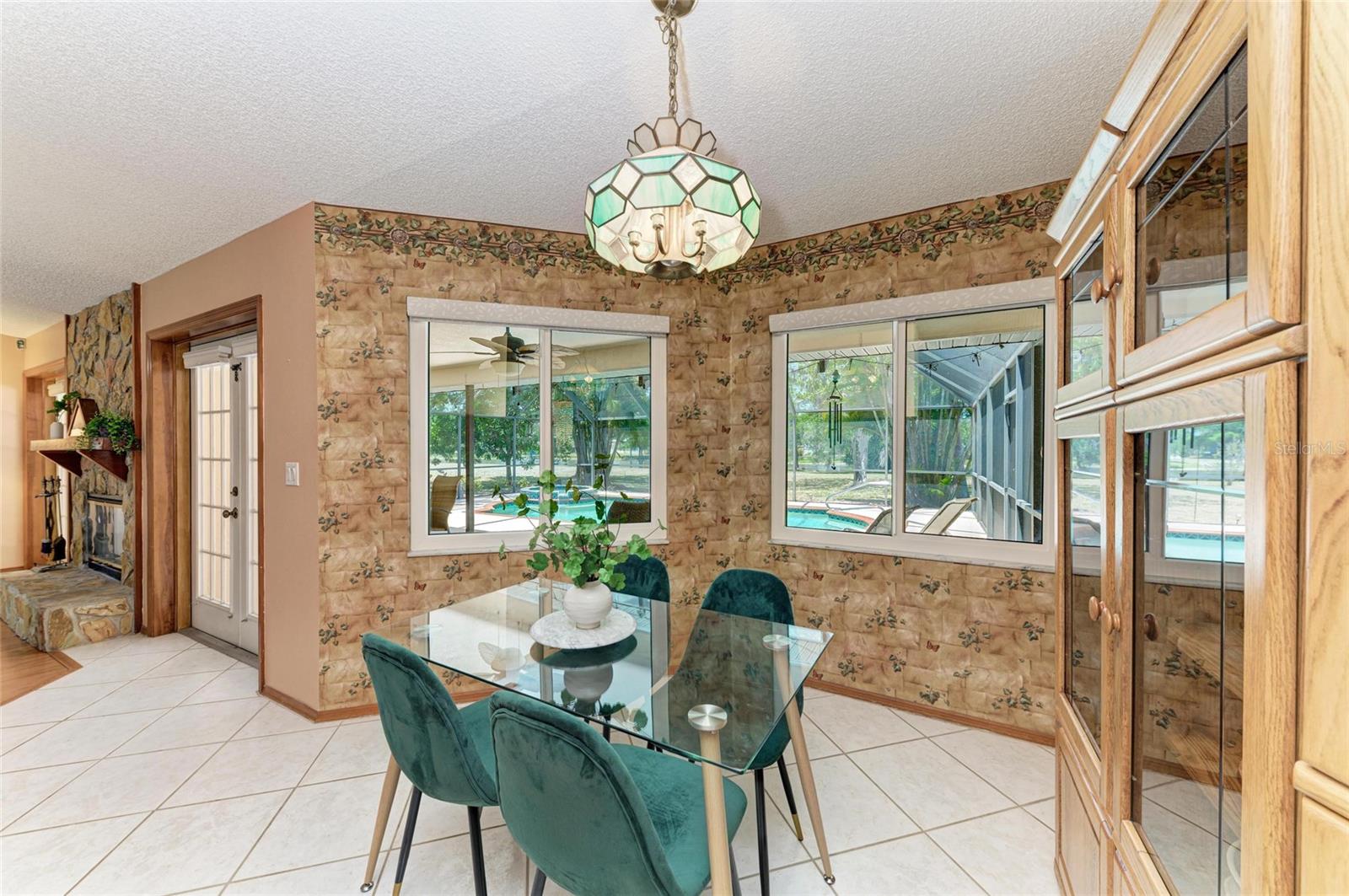 Image 17 of 45 For 410 136th Court E