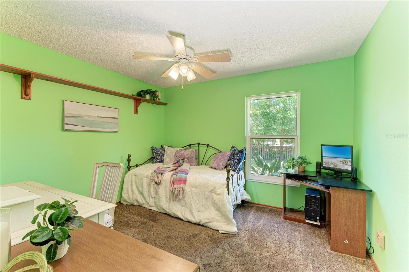 Image 23 of 45 For 410 136th Court E