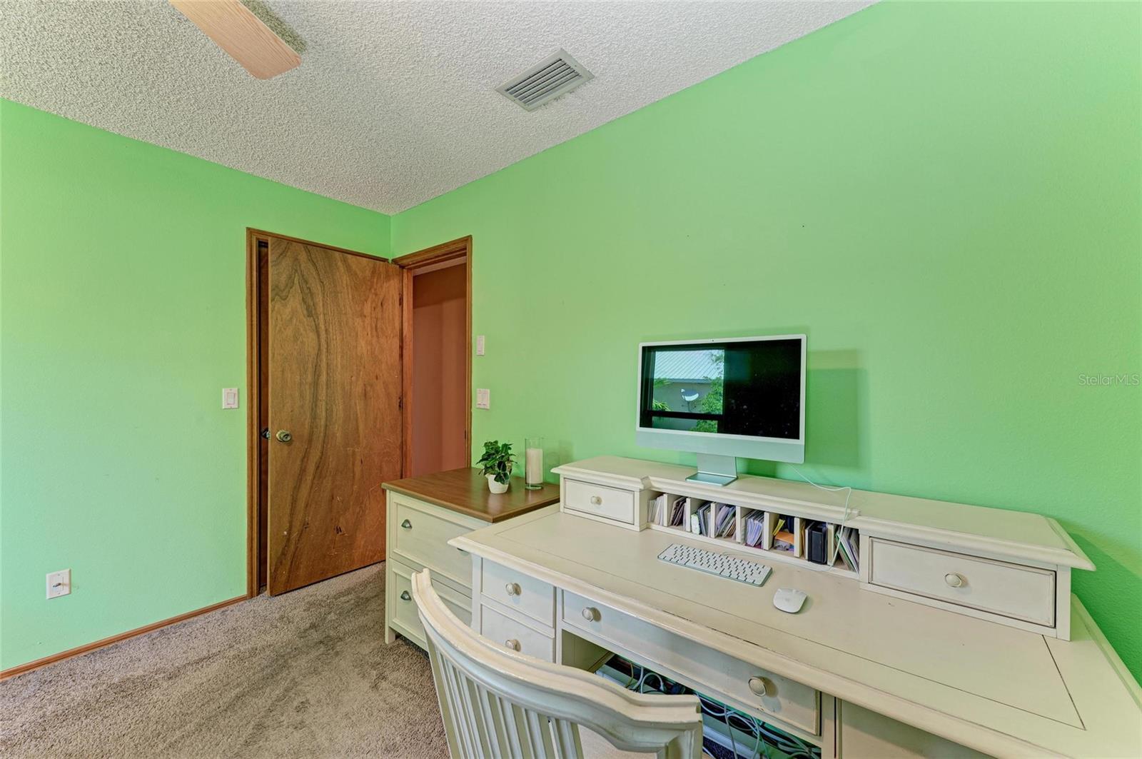 Image 24 of 45 For 410 136th Court E