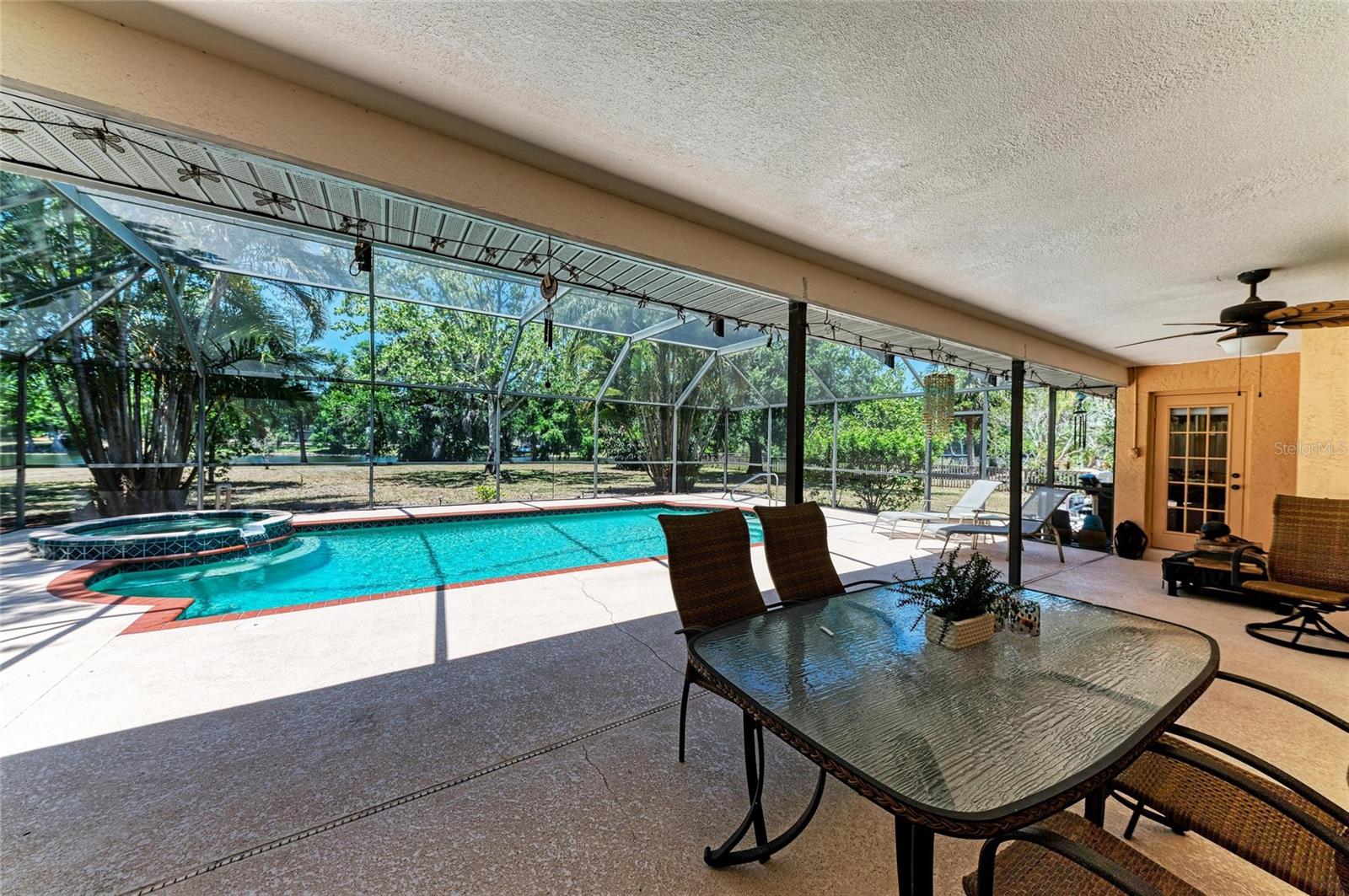 Image 33 of 45 For 410 136th Court E