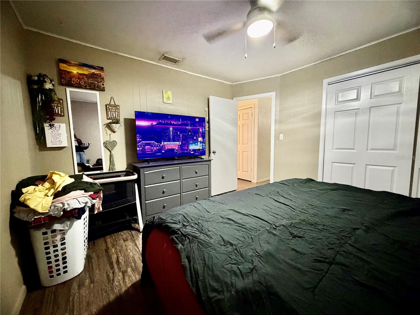 Image 11 of 49 For 4807 21st Street W