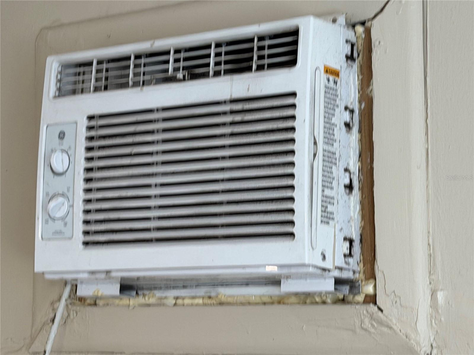 Image 17 of 49 For 4807 21st Street W