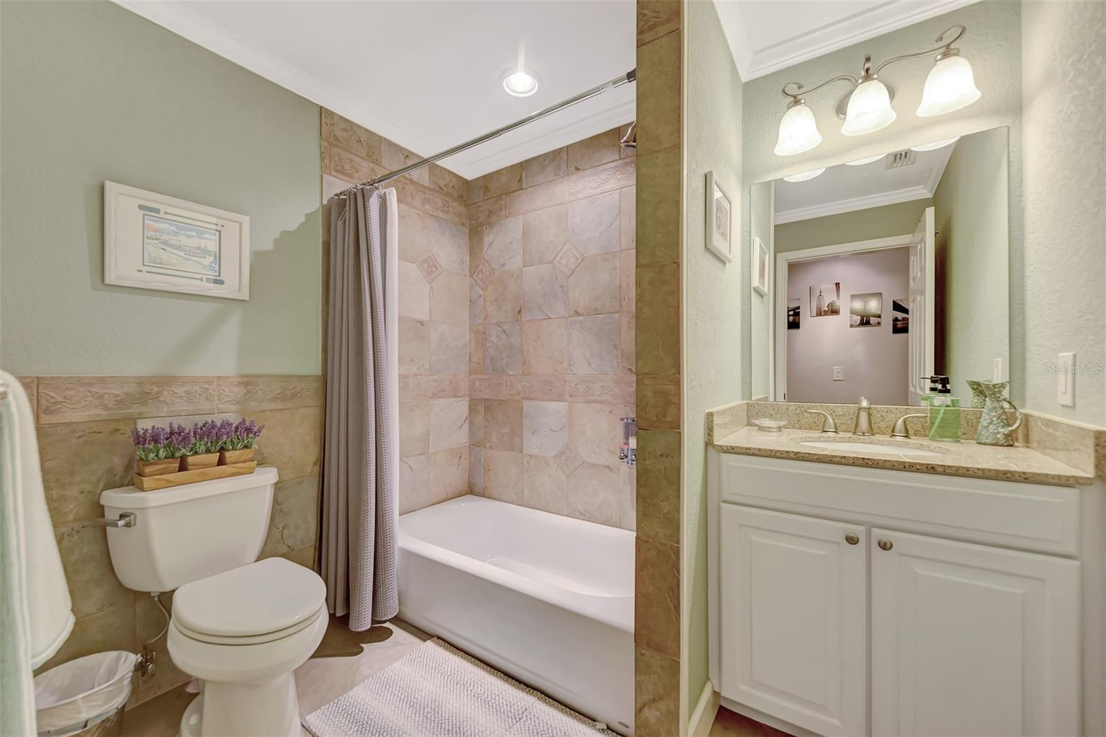 Image 33 of 48 For 1894 Loma Linda Street