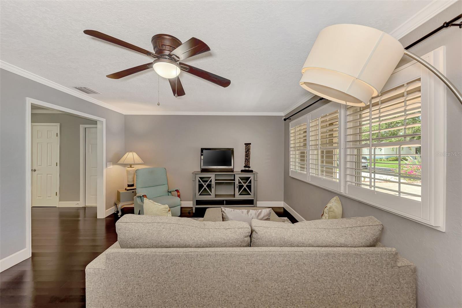 Image 6 of 48 For 1894 Loma Linda Street