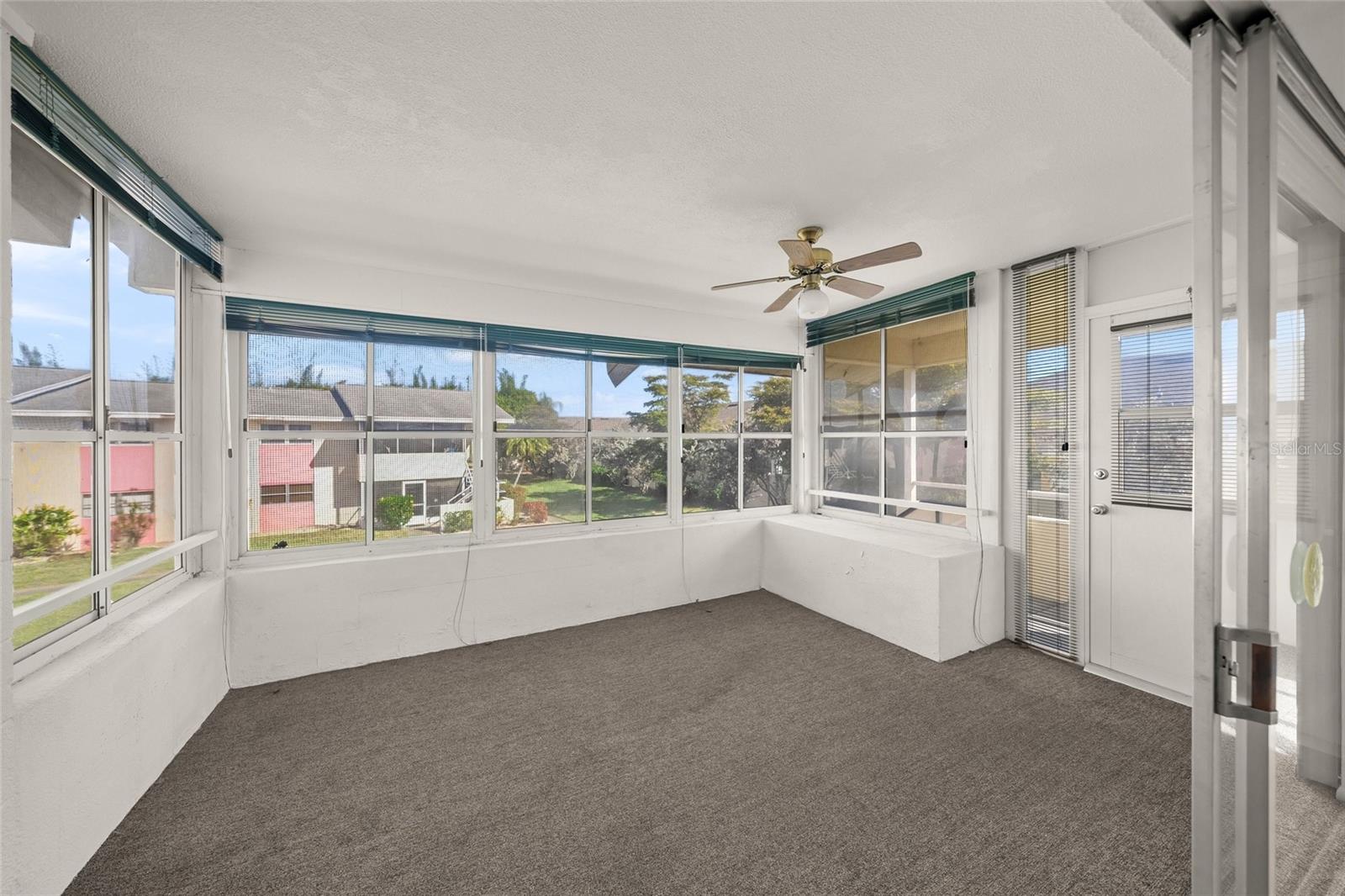 Image 16 of 36 For 2507 Beneva Road 10