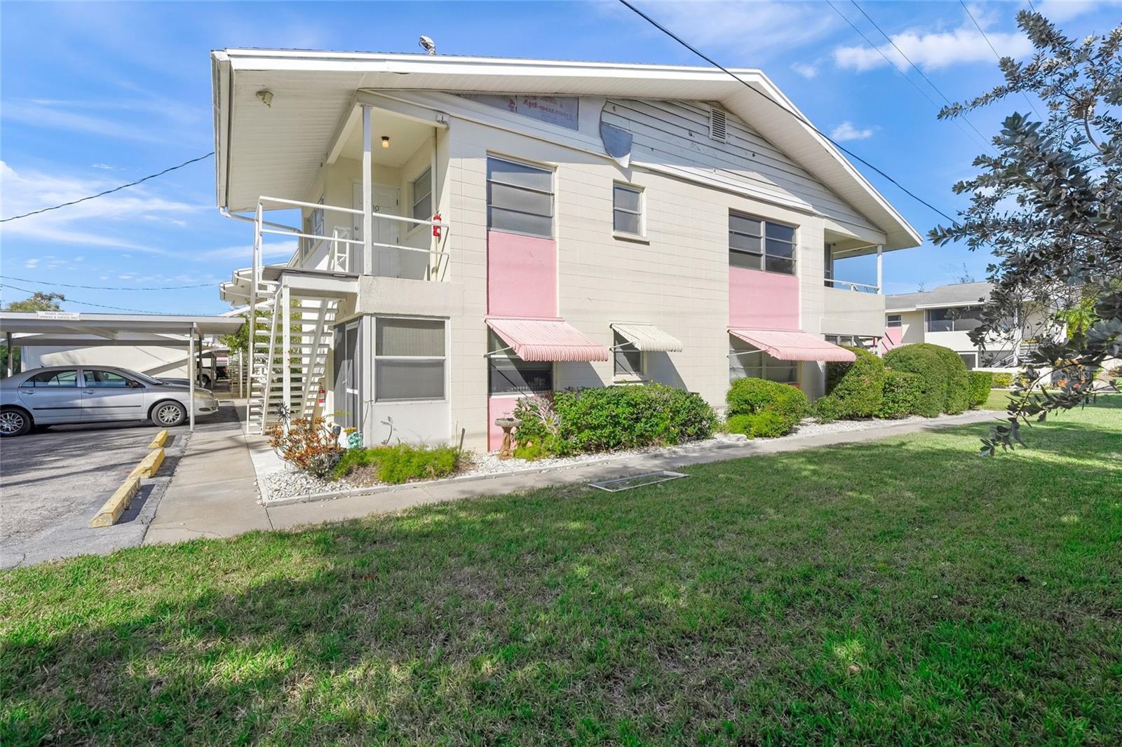 Image 25 of 36 For 2507 Beneva Road 10