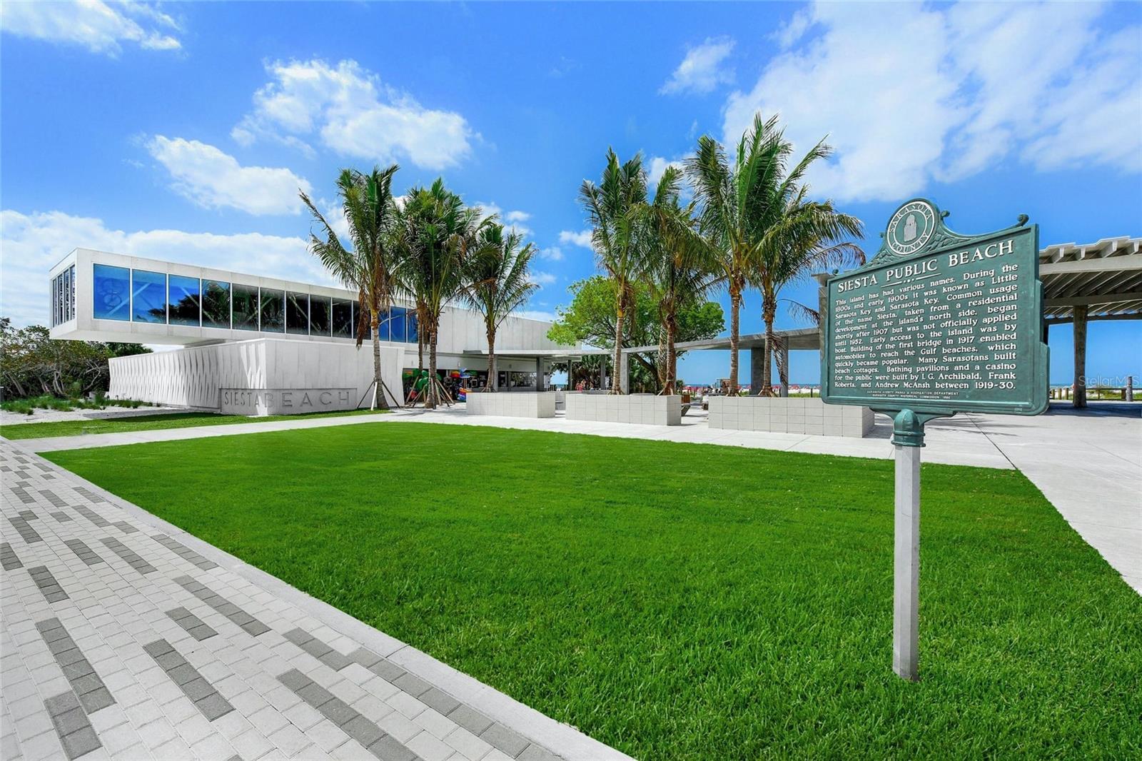 Image 30 of 36 For 2507 Beneva Road 10