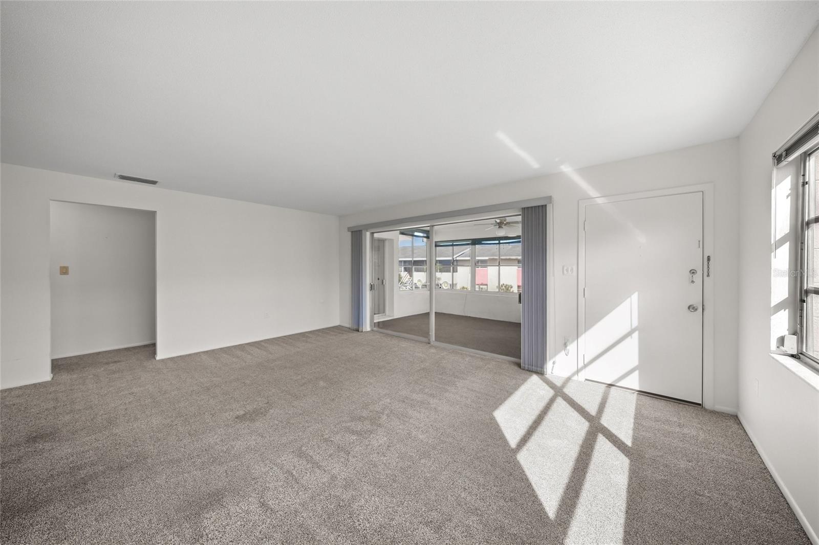 Image 9 of 36 For 2507 Beneva Road 10