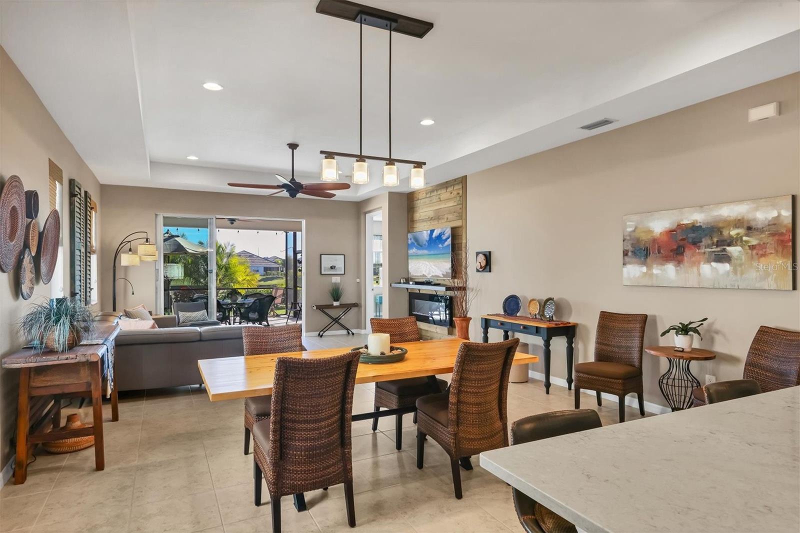 Image 11 of 49 For 7525 Alumni Trail