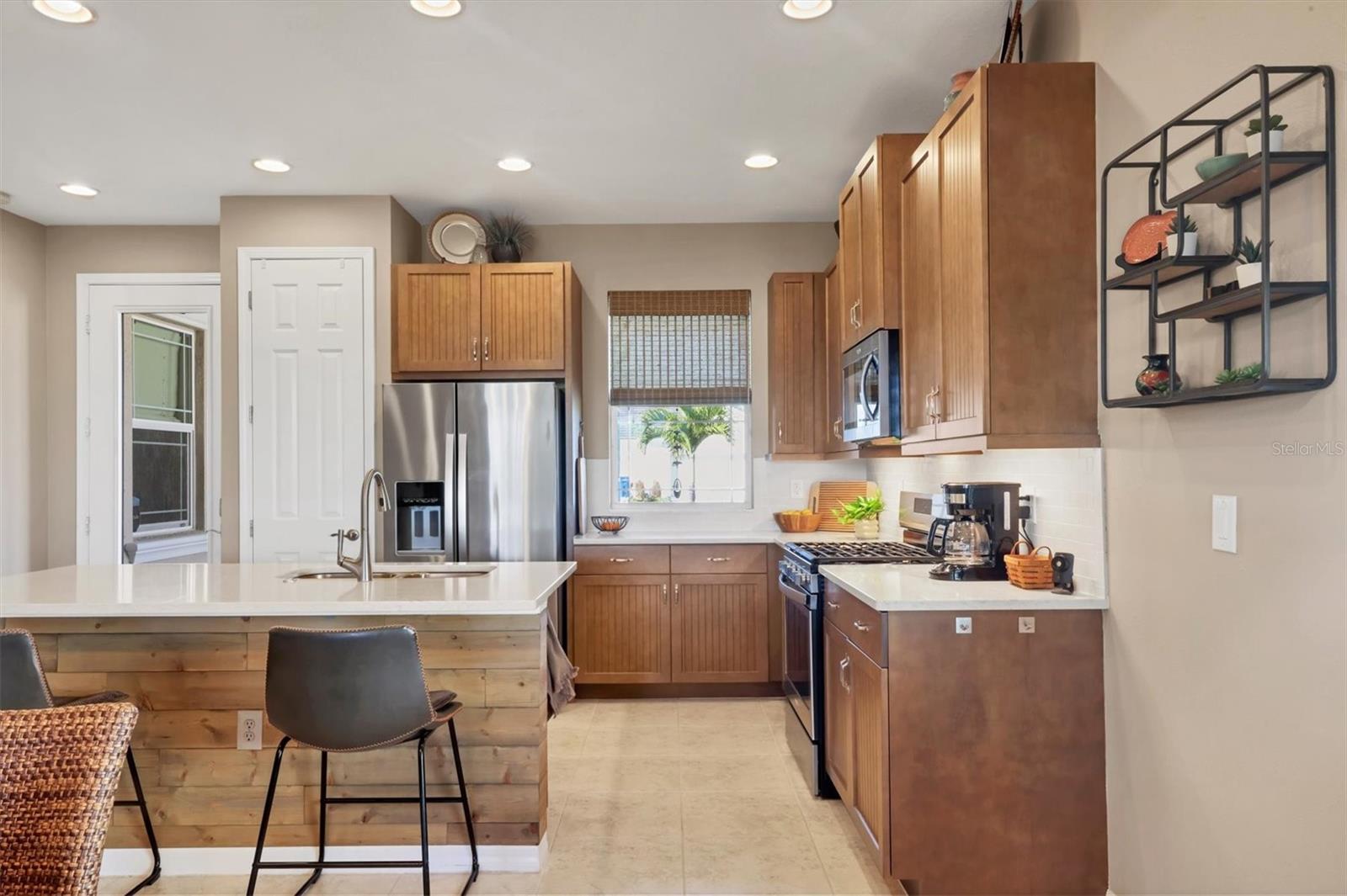 Image 13 of 49 For 7525 Alumni Trail