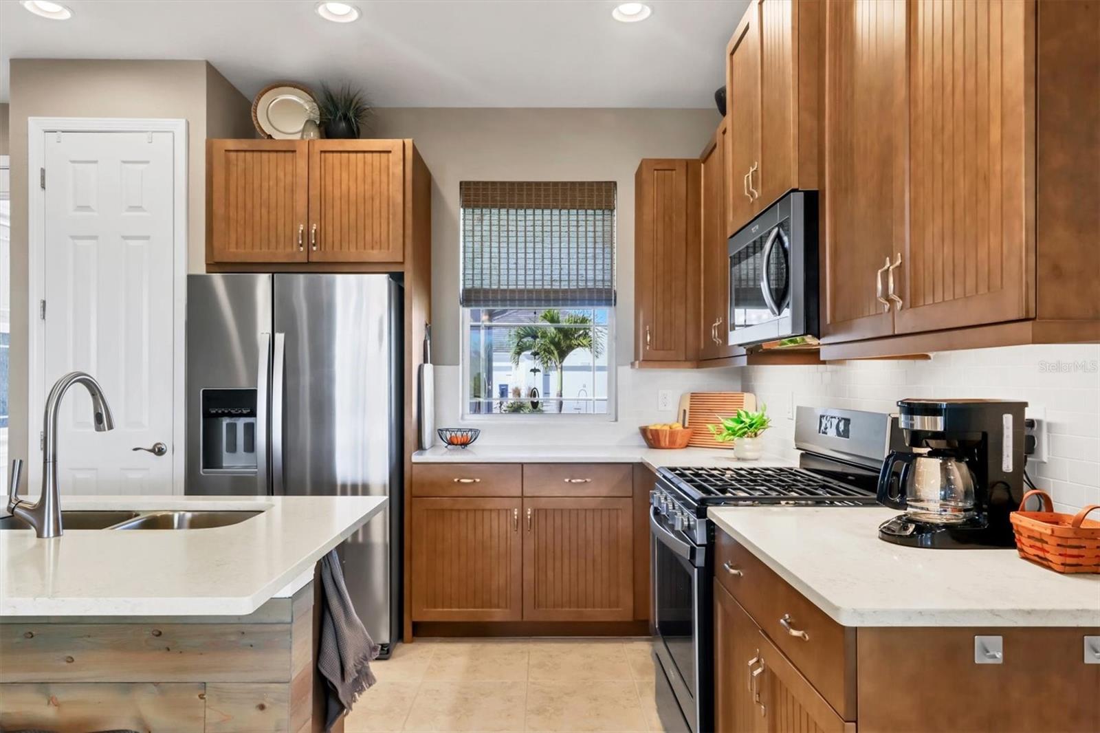 Image 14 of 49 For 7525 Alumni Trail