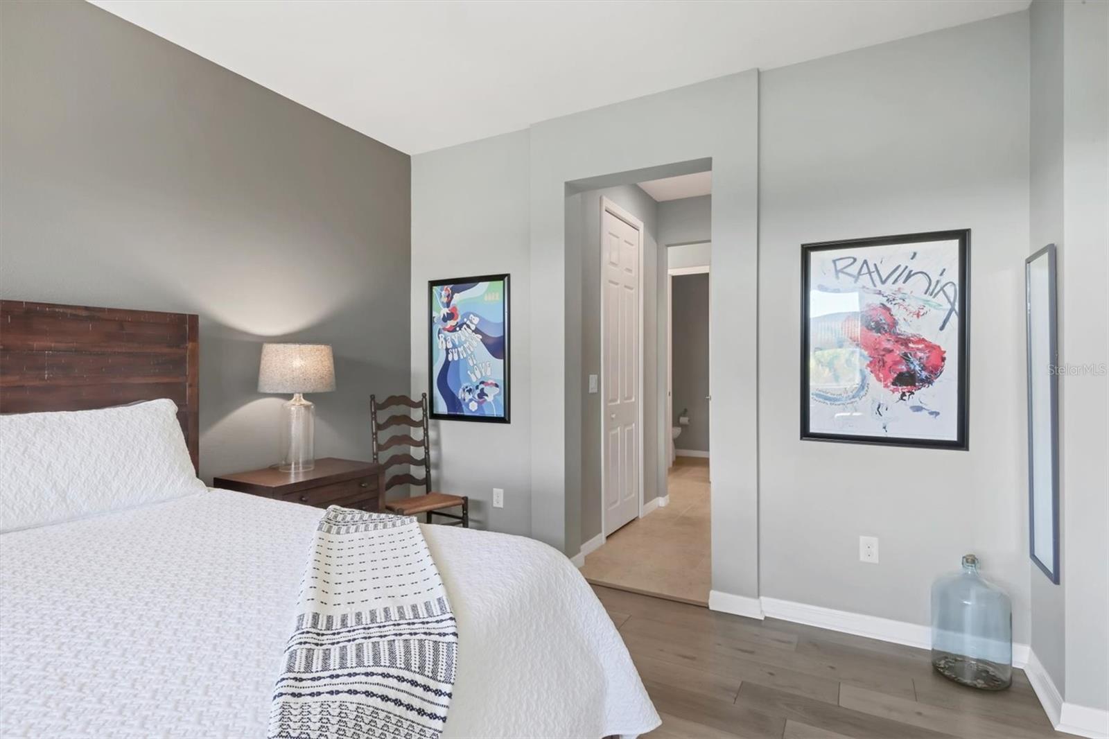 Image 19 of 49 For 7525 Alumni Trail