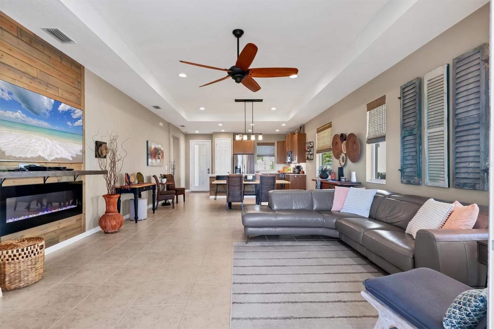 Image 2 of 49 For 7525 Alumni Trail