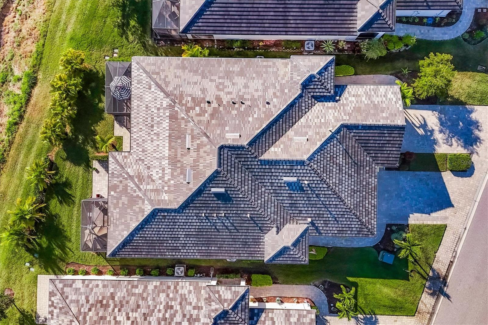 Image 33 of 49 For 7525 Alumni Trail