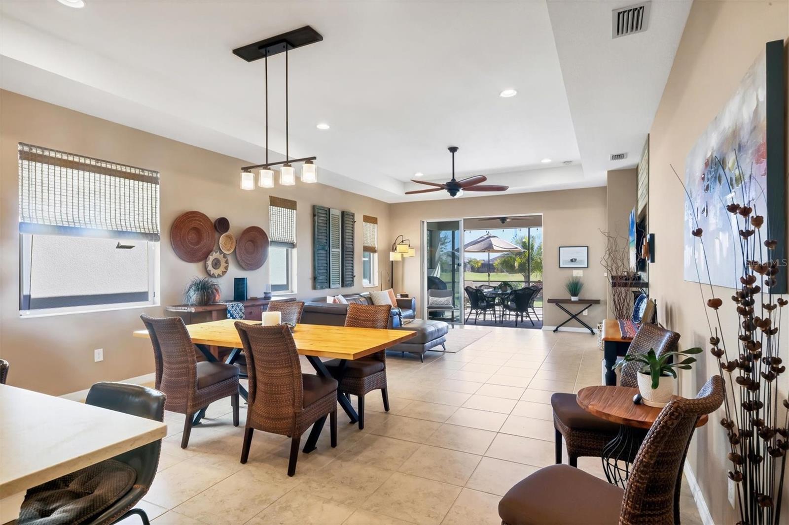 Image 4 of 49 For 7525 Alumni Trail