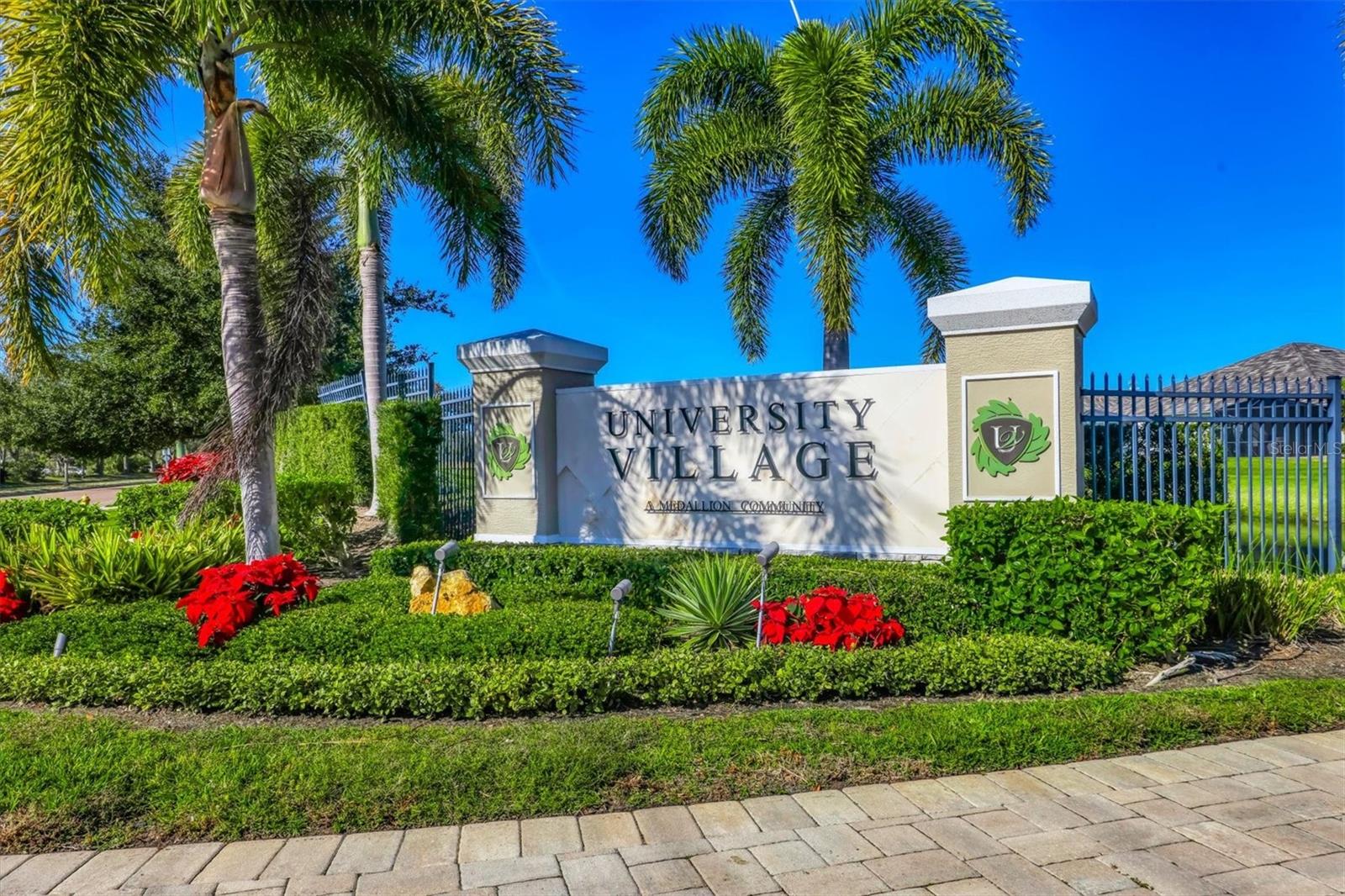 Image 43 of 49 For 7525 Alumni Trail