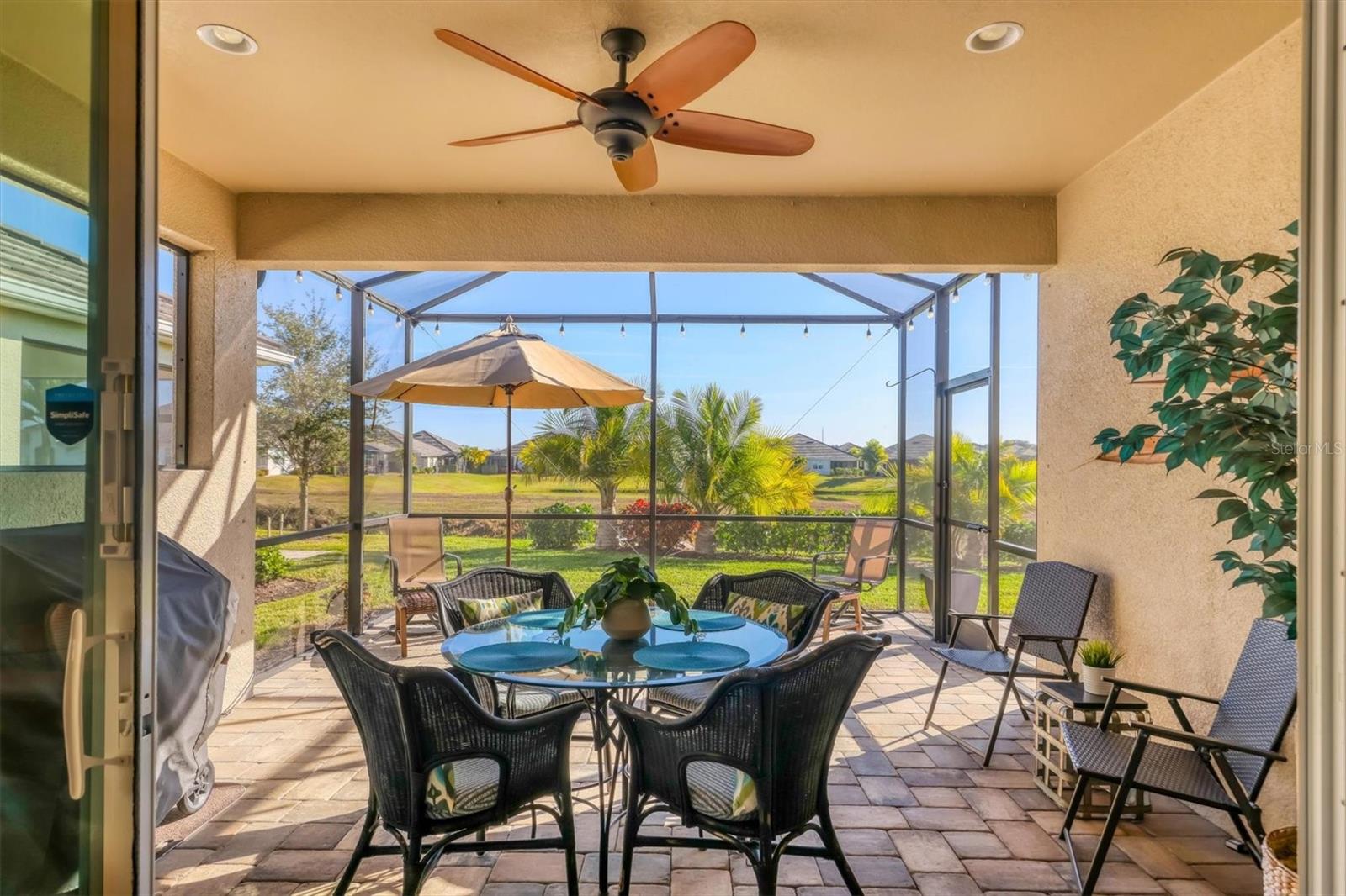 Image 6 of 49 For 7525 Alumni Trail