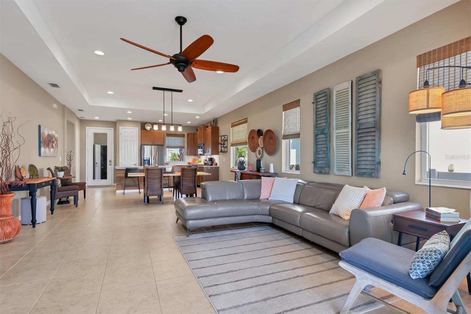 Image 7 of 49 For 7525 Alumni Trail