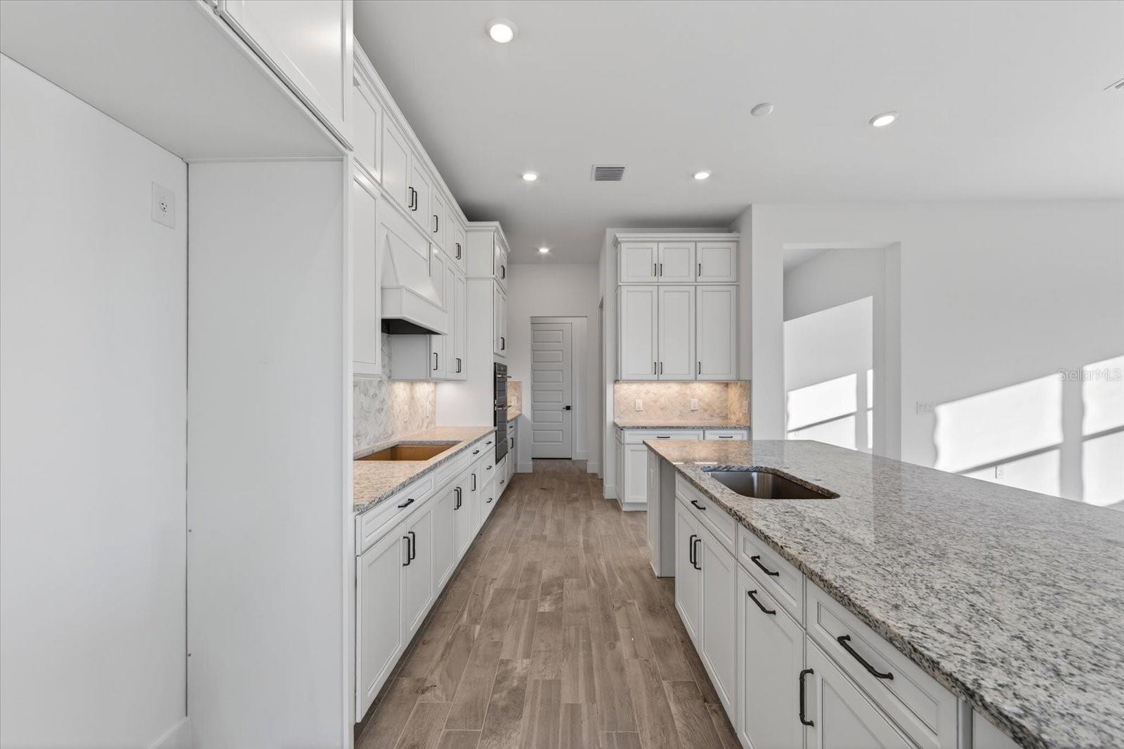 Image 14 of 86 For 19111 Fox Landing Place