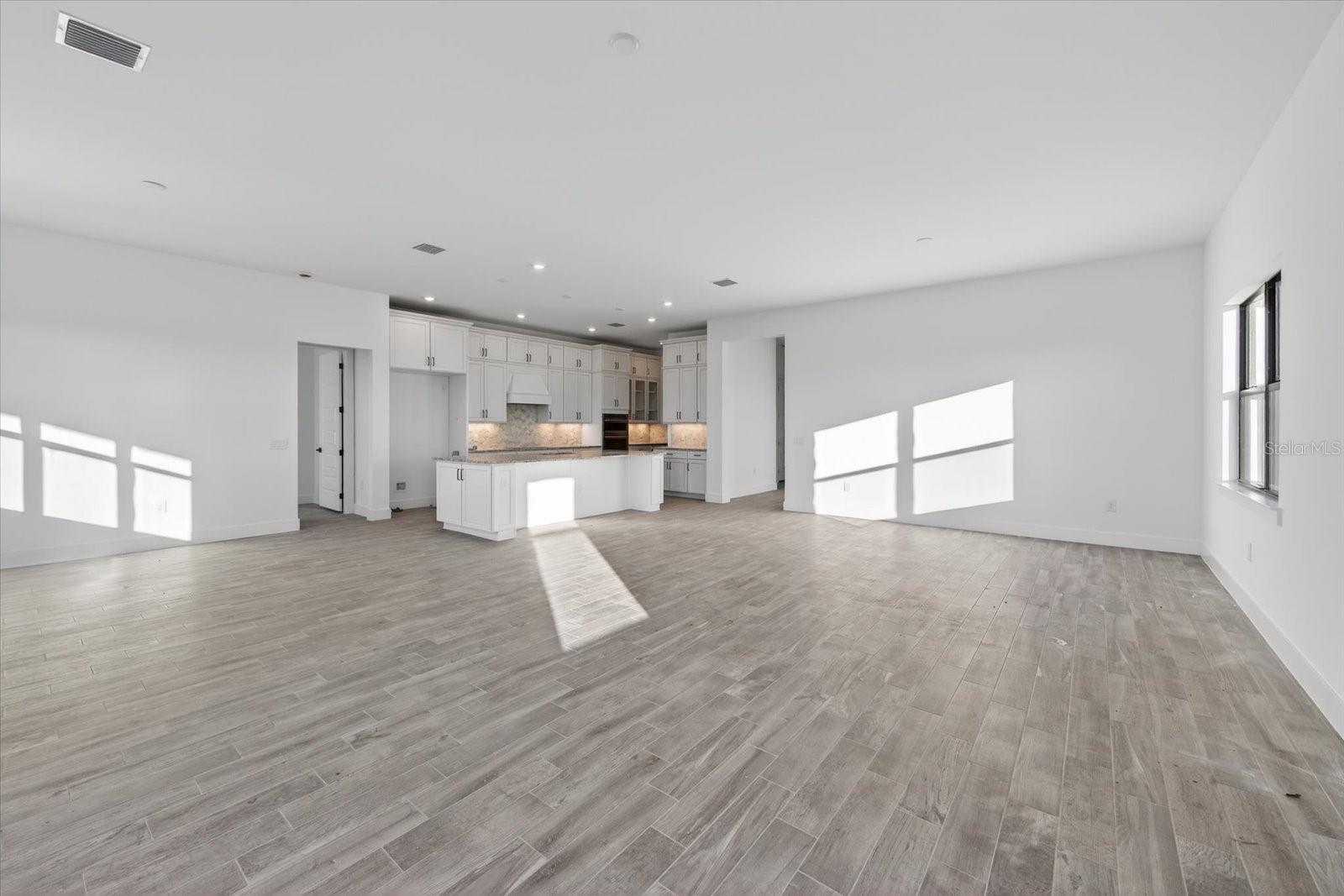 Image 15 of 86 For 19111 Fox Landing Place